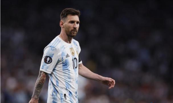 “卷尺哥”出圈，照见城市治理精细之道